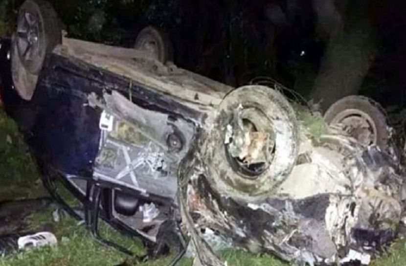 প্রাইভেটকার খাদে পড়ে নিহত ৩