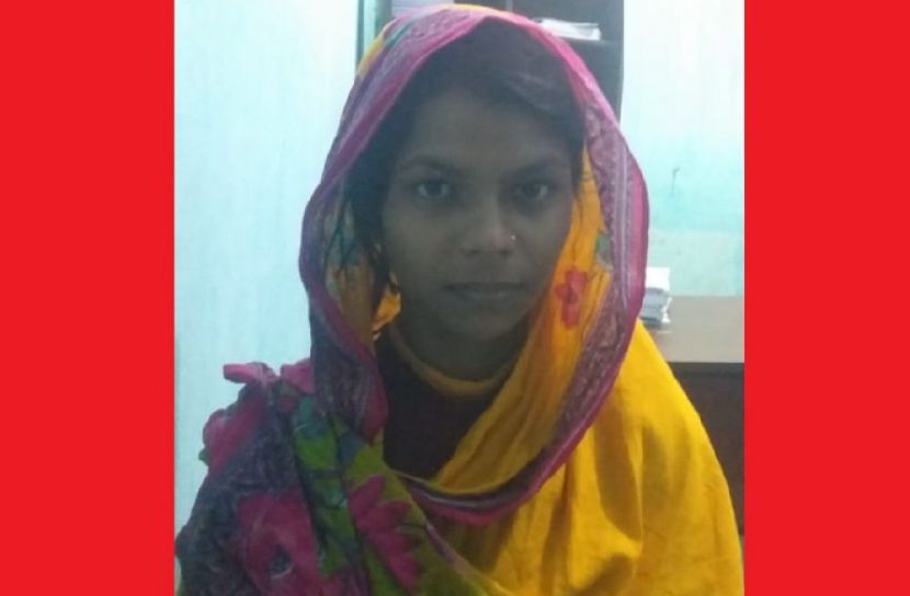রোহিঙ্গা তরুণী আটক