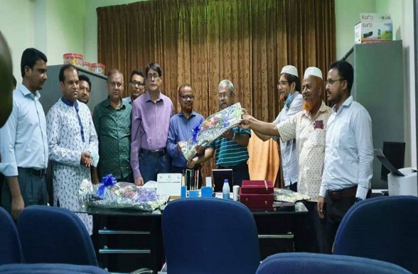 ইবিতে নতুন ডিনের দায়িত্ব গ্রহণ