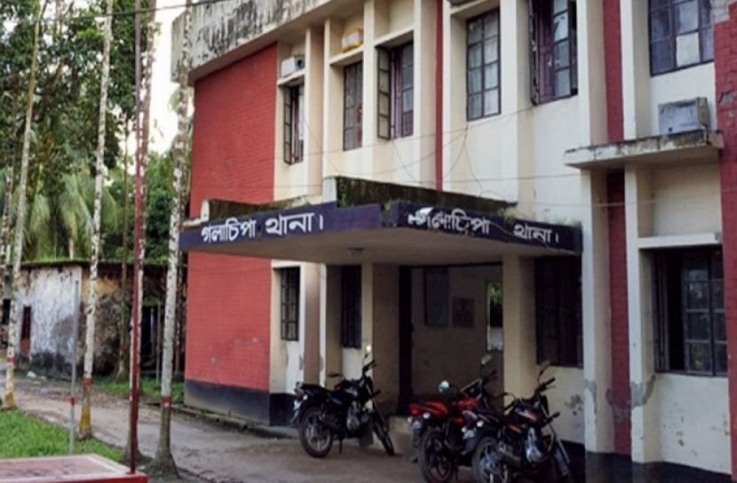 ধর্ষণের অভিযোগে গ্রেফতার ২