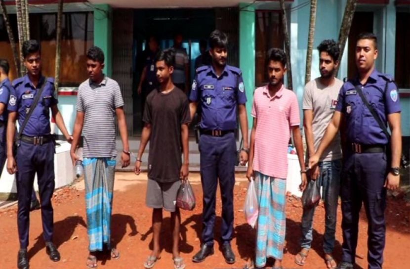 আধিপত্য বিস্তার নিয়ে সংঘর্ষ গ্রেফতার ৪