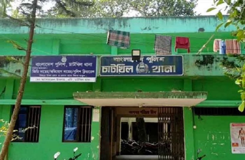 নোয়াখালীতে কলেজ অধ্যক্ষের ওপর হামলা