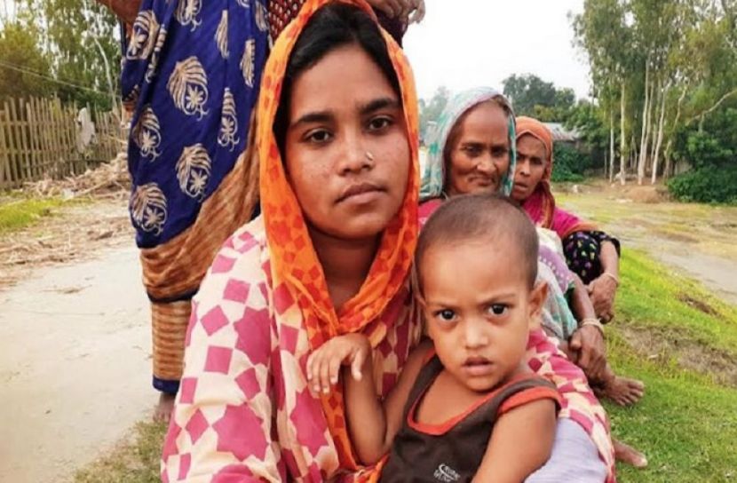 তুই কাম করি খা, সরকারি ঘর তোর জন্য না