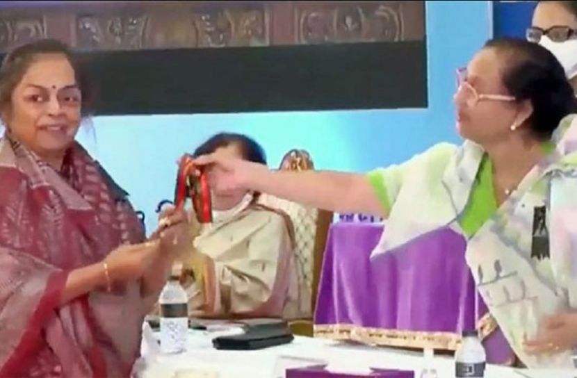 বঙ্গমাতা পদক পেলেন ৫ জন