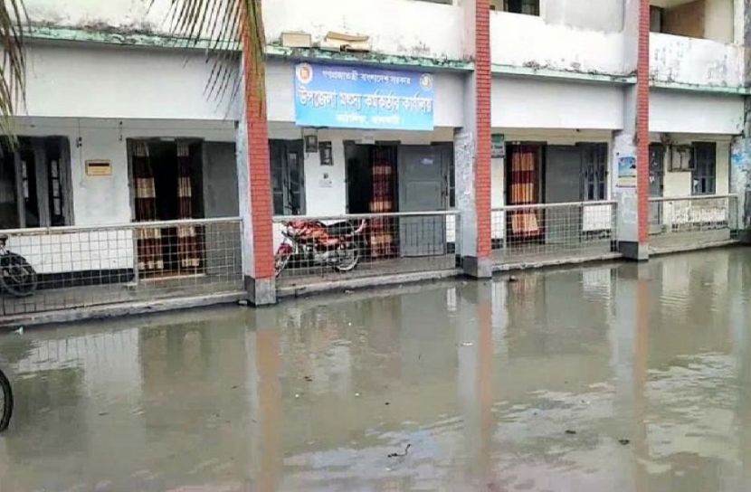 ঝালকাঠির বিষখালী ও সুগন্ধা নদীর জোয়ারে ১৮ গ্রাম প্লাবিত