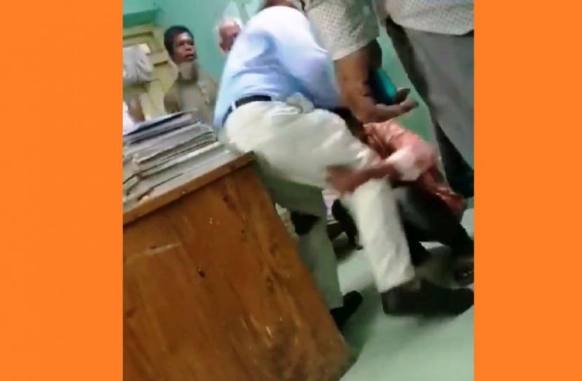 রোগীকে এলোপাথারি লাথি মারছে চিকিৎসক