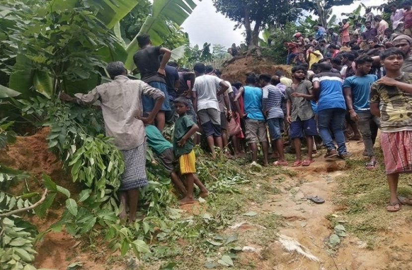 শ্রীমঙ্গলে টিলা ধসে ৪ নারীর মৃত্যু