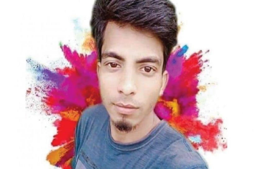 হ্যান্ডকাপ পরা পলাতক আসামি জঙ্গলে আটক