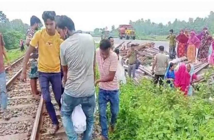 টাঙ্গাইলে ট্রেনে কাটা পড়ে নারীসহ নিহত ২