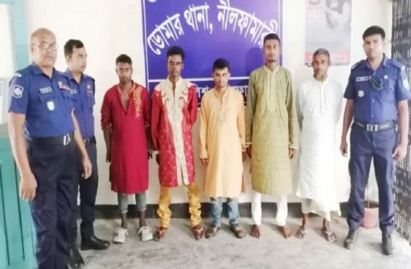 বিয়ের বাড়িতে মারামারি, বরসহ আটক ৫