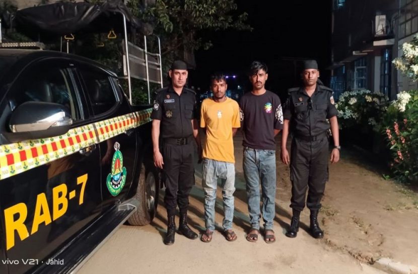 ৬ লাখ টাকার গাঁজাসহ ২ মাদক কারবারী আটক