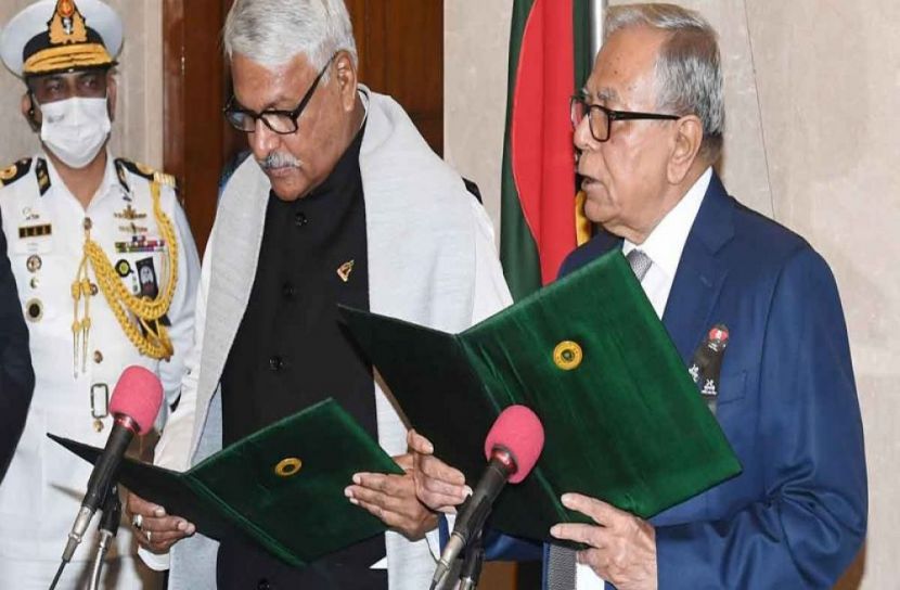 শপথ নিলেন টুকু