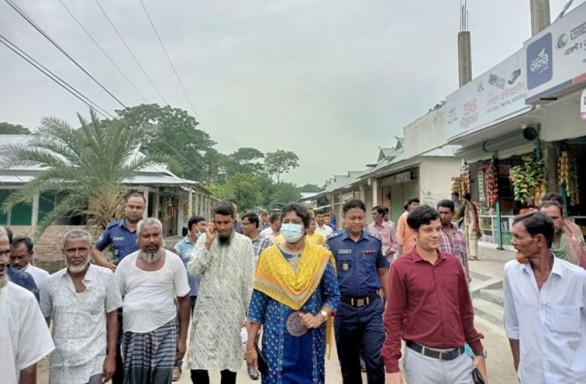 ঈশ্বরগঞ্জে বেশি দামে সার বিক্রি করায় জরিমানা