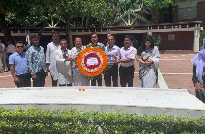 ১৫ আগস্ট হত্যাকাণ্ডের নেপথ্য কুশীলবদের বিচারে কমিশন গঠনের দাবি 
