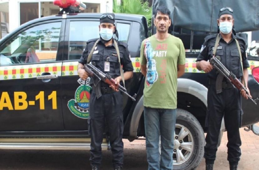 অস্ত্রসহ সাবেক ছাত্রদল নেতা গ্রেফতার