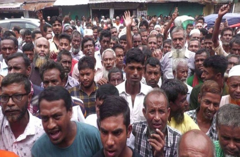 সারের দাবিতে কৃষকদের বিক্ষোভ