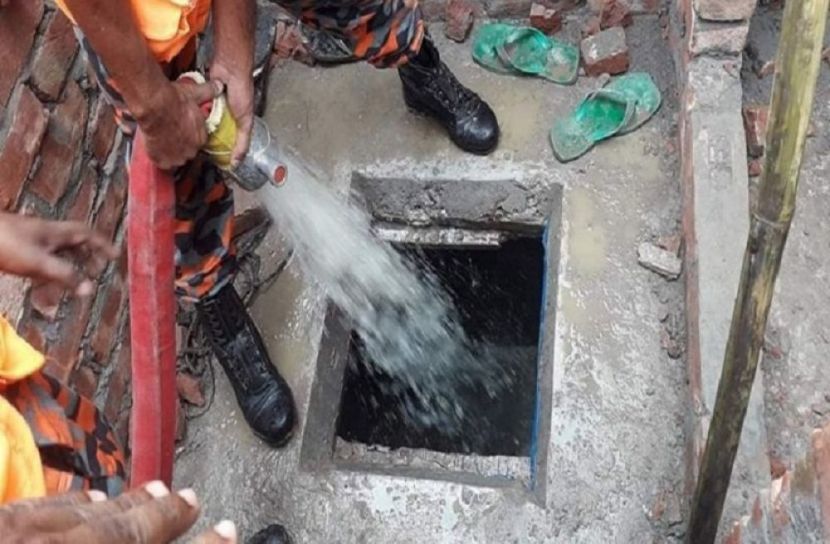 সেপটিক ট্যাংকে নেমে নিহত ৩