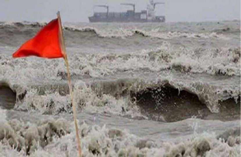 আজও ৩ নম্বর সংকেত