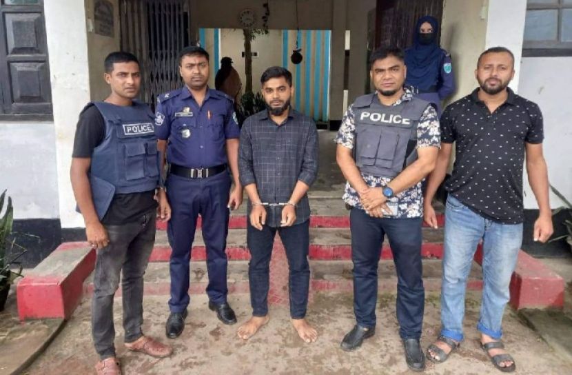 সাংবাদিকদের ওপর হামলা, গ্রেফতার ১
