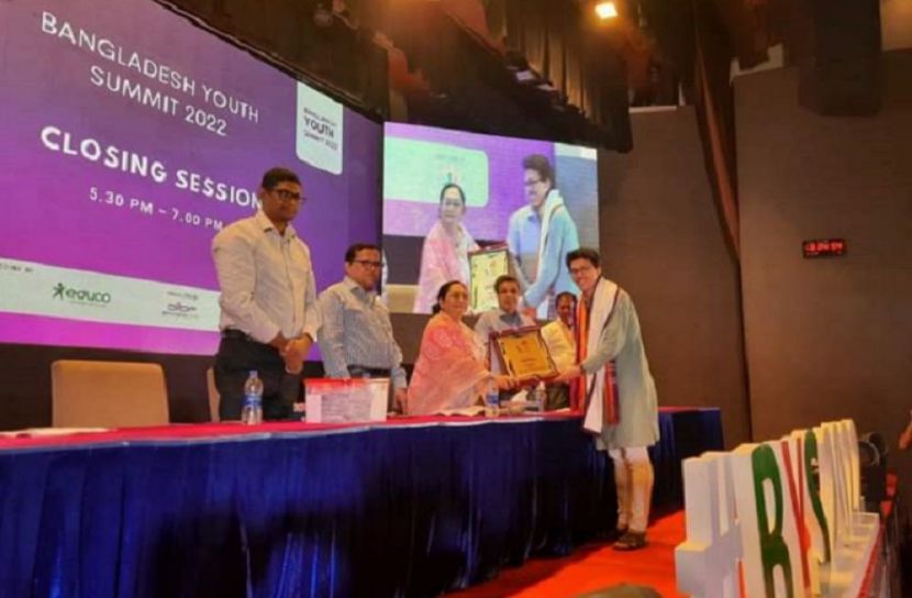 প্রবীণ হেনরী ত্রিপুরা পেলেন 'ডিওয়াইডিএফ ইয়ুথ আইকন অ্যাওয়ার্ড'