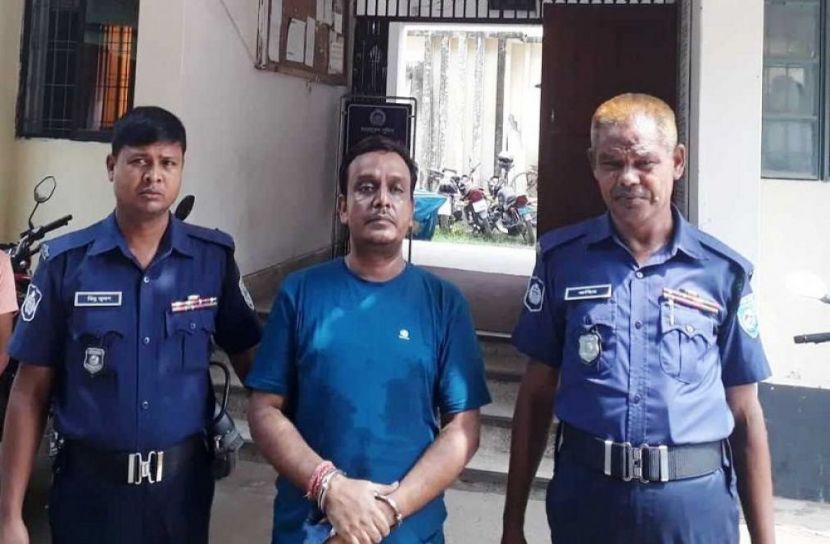 স্ত্রীর আত্মহত্যা প্ররোচনা মামলায় স্বামী গ্রেফতার