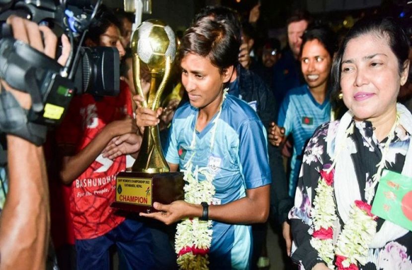 বাফুফে ভবনে সাফ জয়ীরা