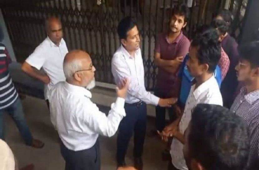 ভিসির আশ্বাস, শিক্ষার্থীদের আলটিমেটাম