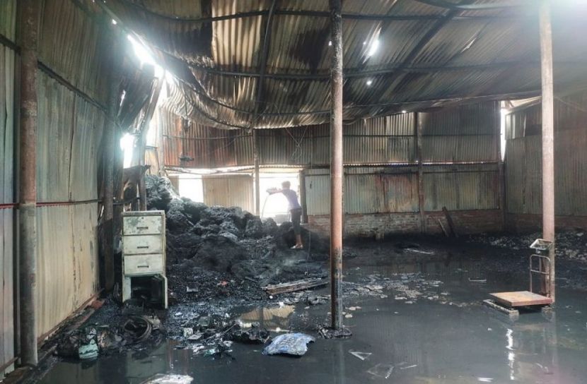 শর্ট সার্কিট থেকেই সুতার কারখানায় অগ্নিকান্ড