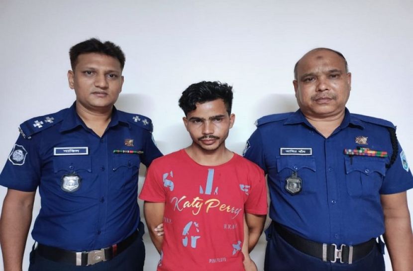 সাজাপ্রাপ্ত পলাতক আসামী গ্রেফতার