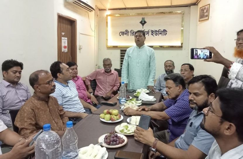 ফেনী রিপোর্টার্স ইউনিটিতে মতবিনিময় সভা 