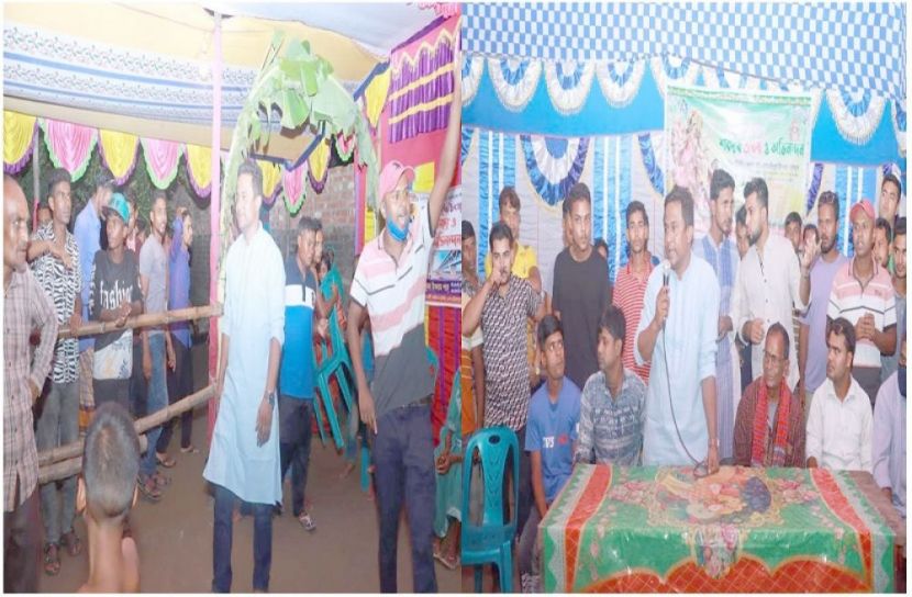 পার্বতীপুর ও ফুলবাড়ীতে যুবলীগের কেন্দ্রীয় নেতা