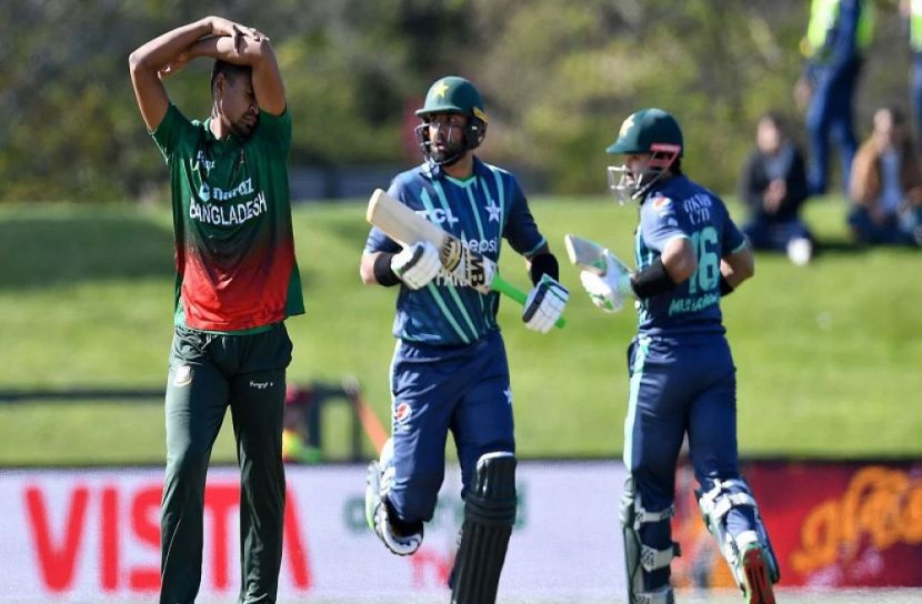 লড়াই করে হারলো বাংলাদেশ