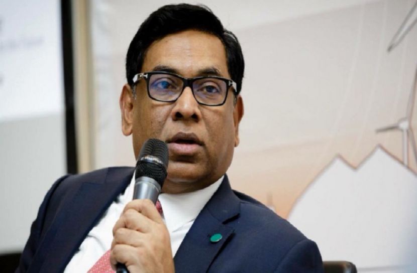 দাম কমছে না জ্বালানি তেলের