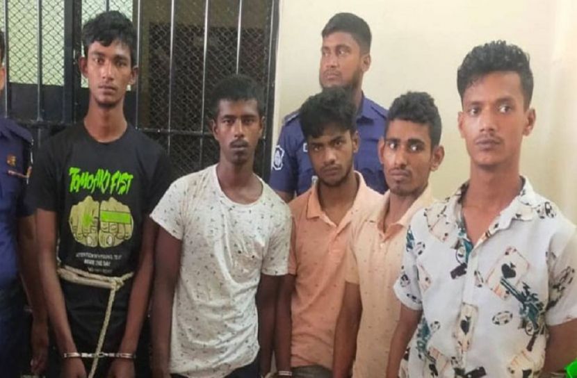ট্রেনে সংঘবদ্ধ ধর্ষণ, গ্রেফতার ৫