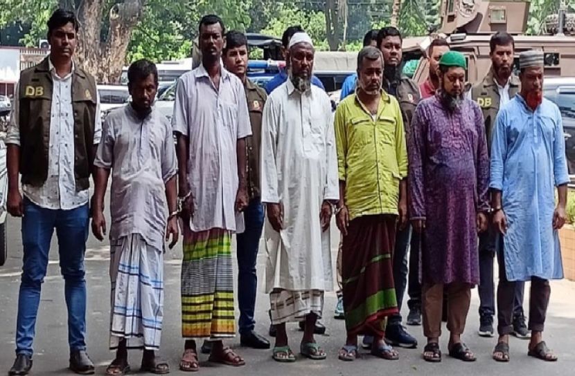 ৫০ বছরে ৫০০ চুরি, গ্রেফতার ৬