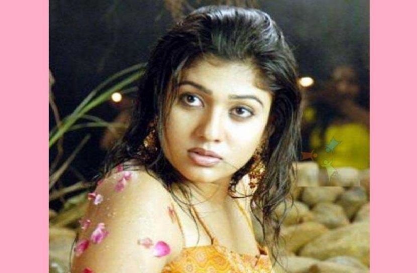 বিয়ের চার মাসেই যমজ ছেলের মা! 