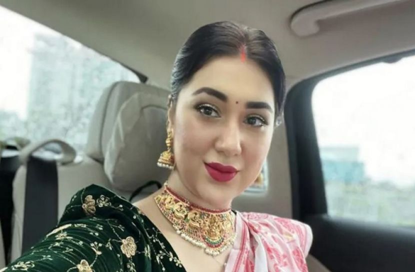 ঢালিউড কুইন অপু বিশ্বাসের জন্মদিন