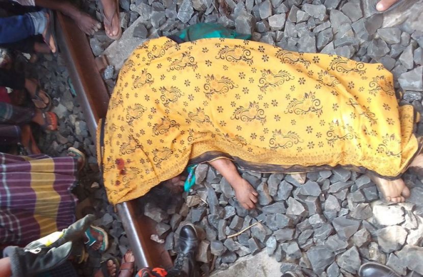 বোয়ালমারীতে ট্রেনে কাটা পড়ে হতাহত ২