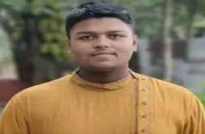 গলায় বাঁশ ঢুকে স্কুল ছাত্রের মৃত্যু