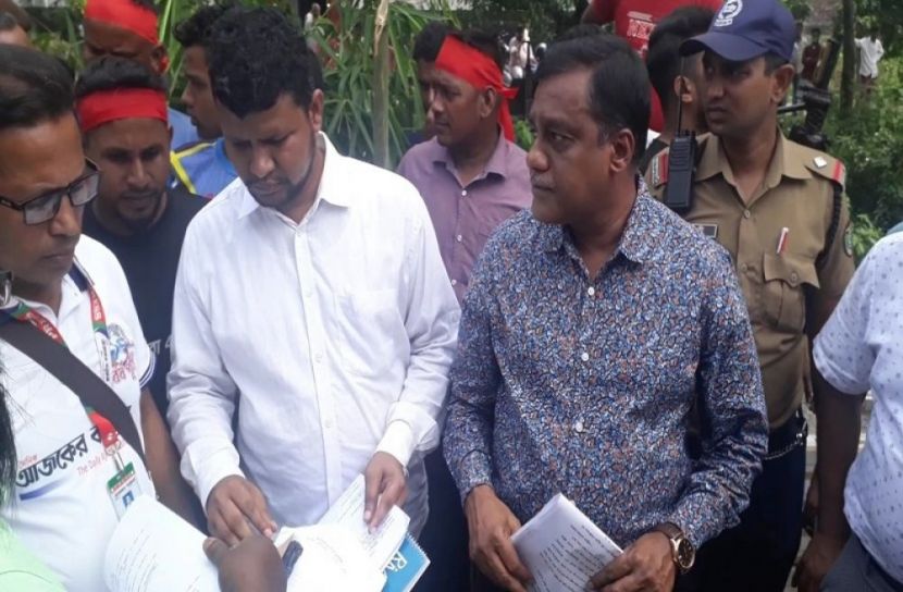 মেয়রের বাধায় স্থগিত রেলের উচ্ছেদ অভিযান