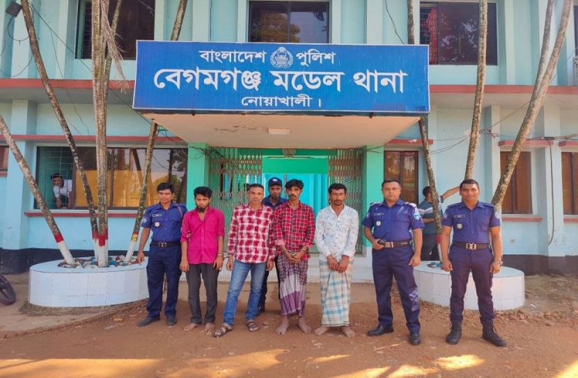 সাবেক ইউপি সদস্যের বাড়িতে ডাকাতি 