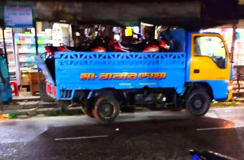 মিনি ক্যাসিনো থেকে ৬ মোটরসাইকেল আটক