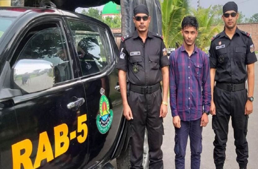 অপহরণকারী আটক, স্কুলছাত্রীকে উদ্ধার