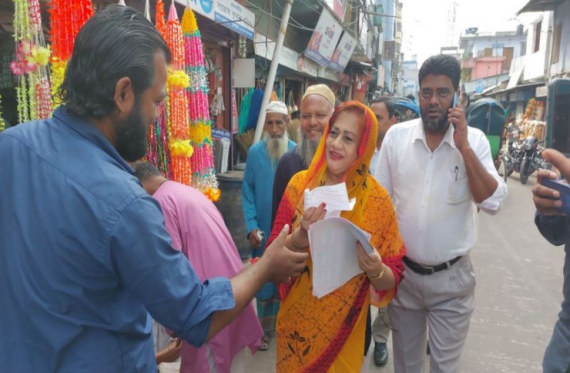 ঝালকাঠিতে ইলেনের লিফলেট বিতরণ