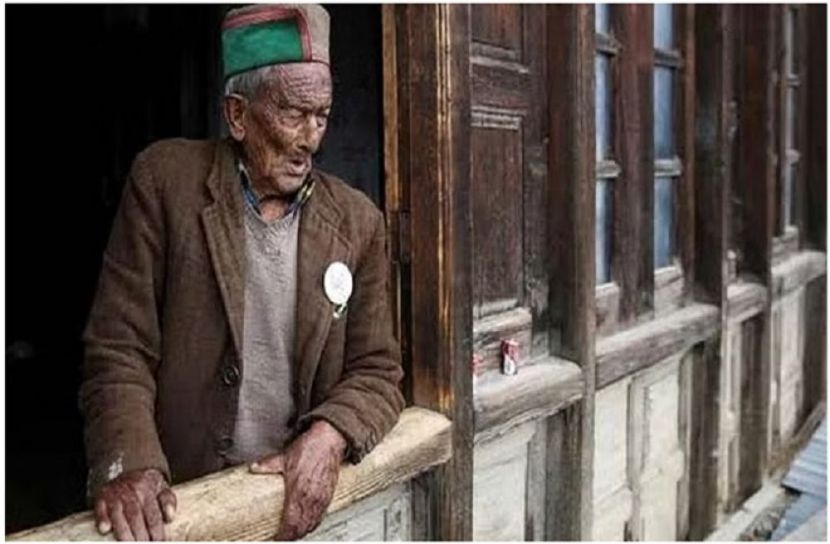 মারা গেছেন ‘ভারতের প্রথম ভোটার’ নেগি