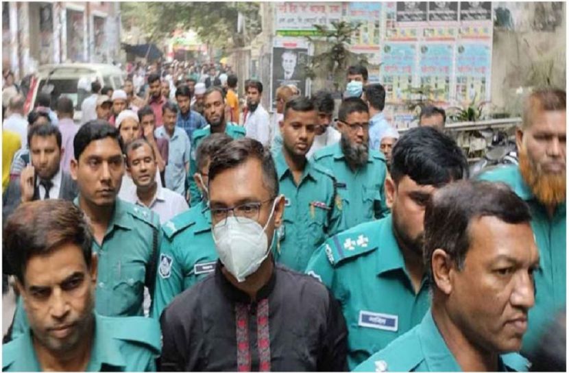 বনজ কুমারের মামলায় বাবুল আক্তার গ্রেফতার