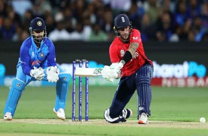ভারতকে হারিয়ে ফাইনালে ইংল্যান্ড