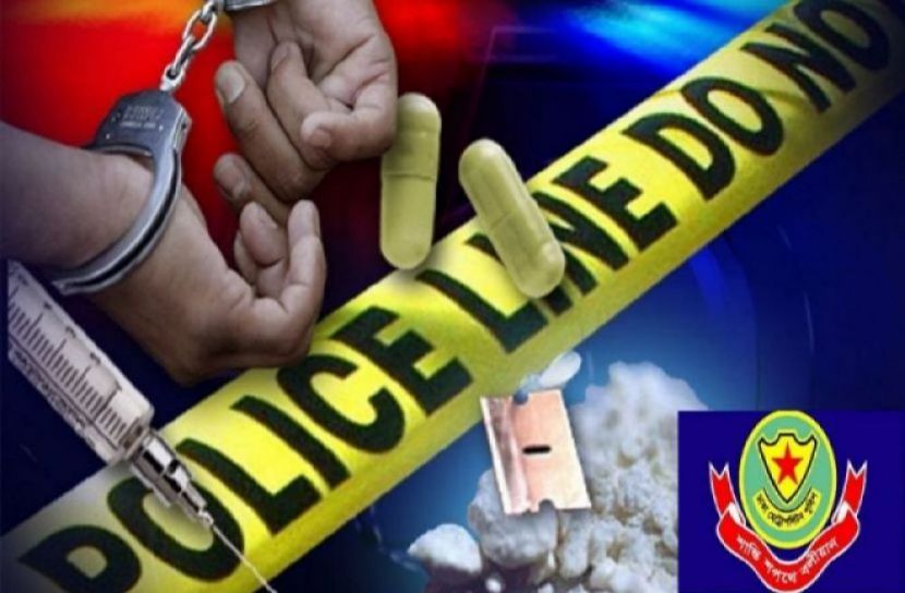 রাজধানীতে মাদকসহ গ্রেফতার ৩৪