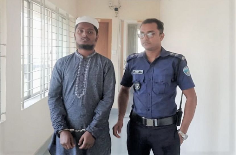 ভুয়া সনদে ধরা খেল তরুণ