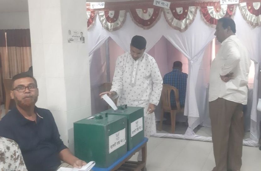 পাবনা জুয়েলার্স অ্যাসোসিয়েশন : বিতর্ক-বর্জনে শেষ হলো ভোট গ্রহণ